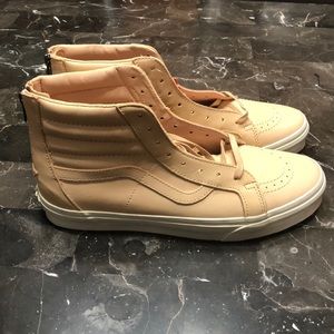 Brand new Vans Ultra Cush premium leather high top
